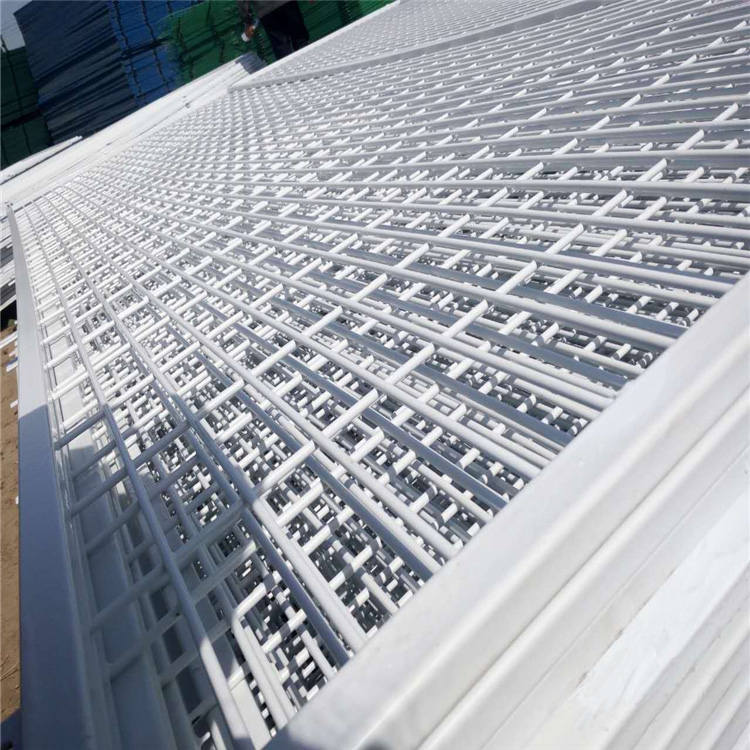 看守所、拘留所安裝防攀爬金屬隔離網(wǎng)時的注意事項